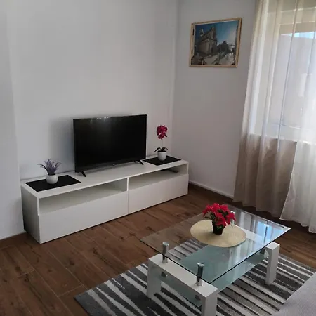 Petra * Brodarica (Sibenik-Knin)