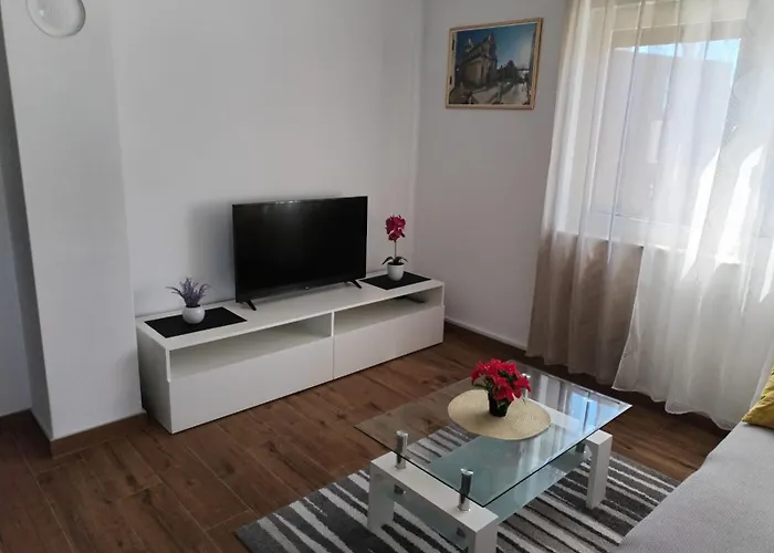 Petra * Бродарица